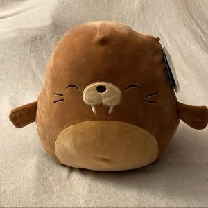 SOLD 🔥12” Walrus Squishmallow